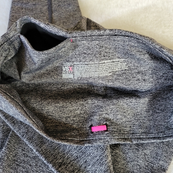 NWOT Victoria Sport Knockout Tight - Picture 2 of 7